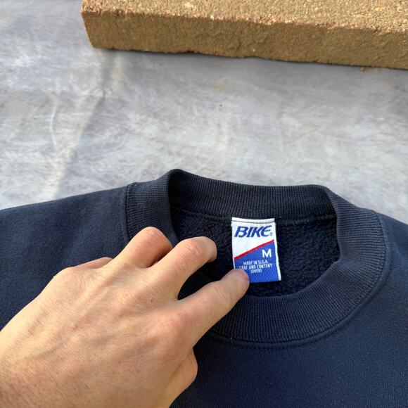 Vintage 90's Bike Auburn Tigers Navy Blue Crewneck Pullover Sweatshirt Sz Medium - Picture 2 of 8